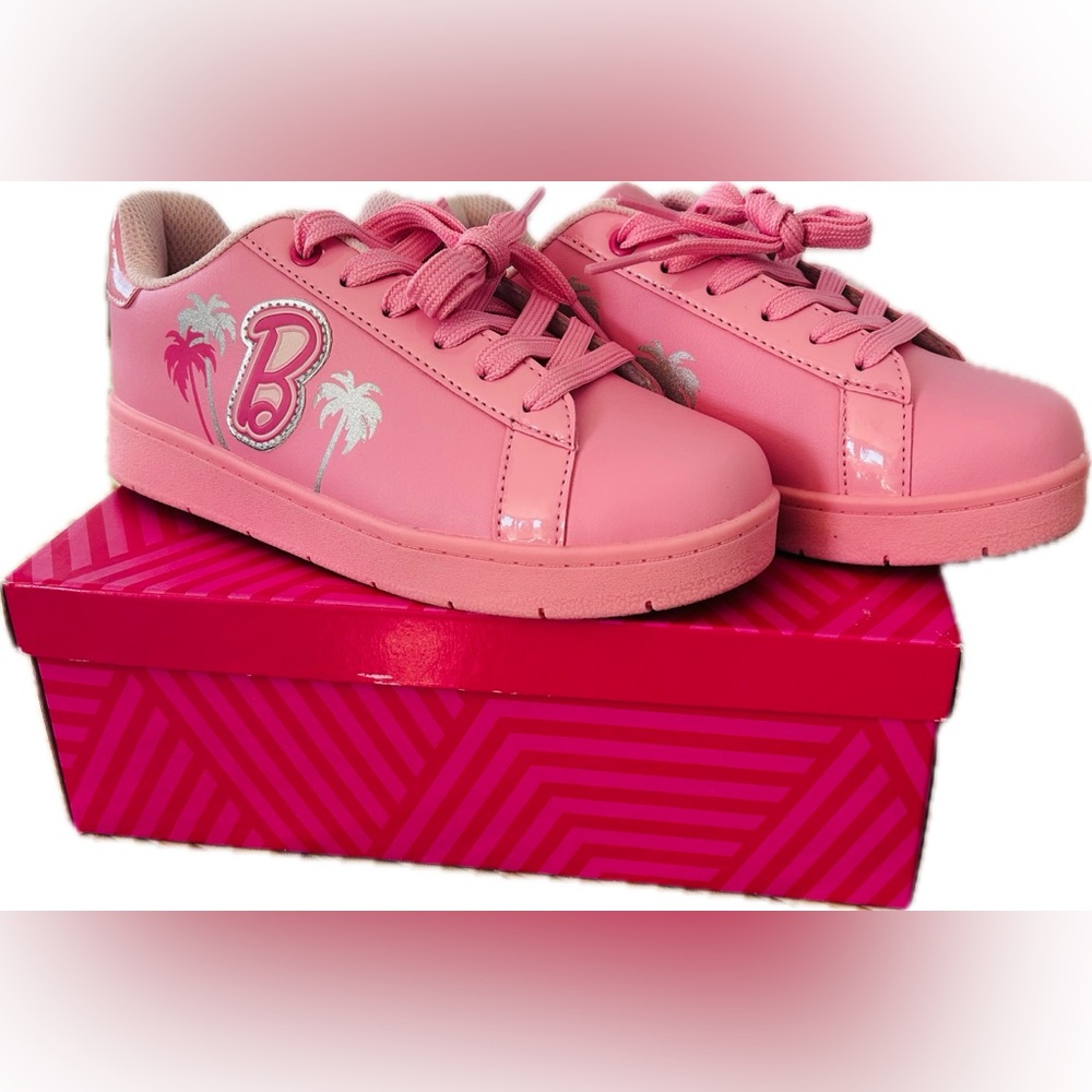 Barbie Pink Low-Top Kids Sneakers